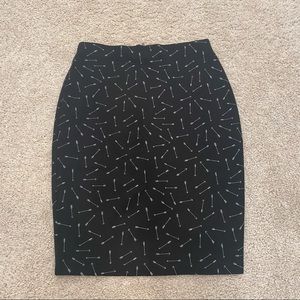 Maison Jules Black and White arrow skirt. NWTs!